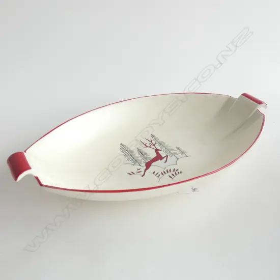 A Crown Devon Stockholm oval dish